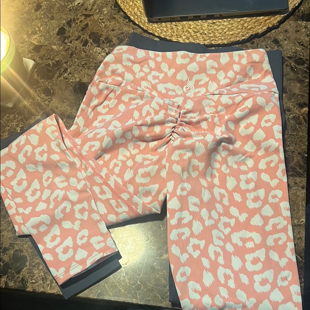 Pink and White Leopard Print Leggings